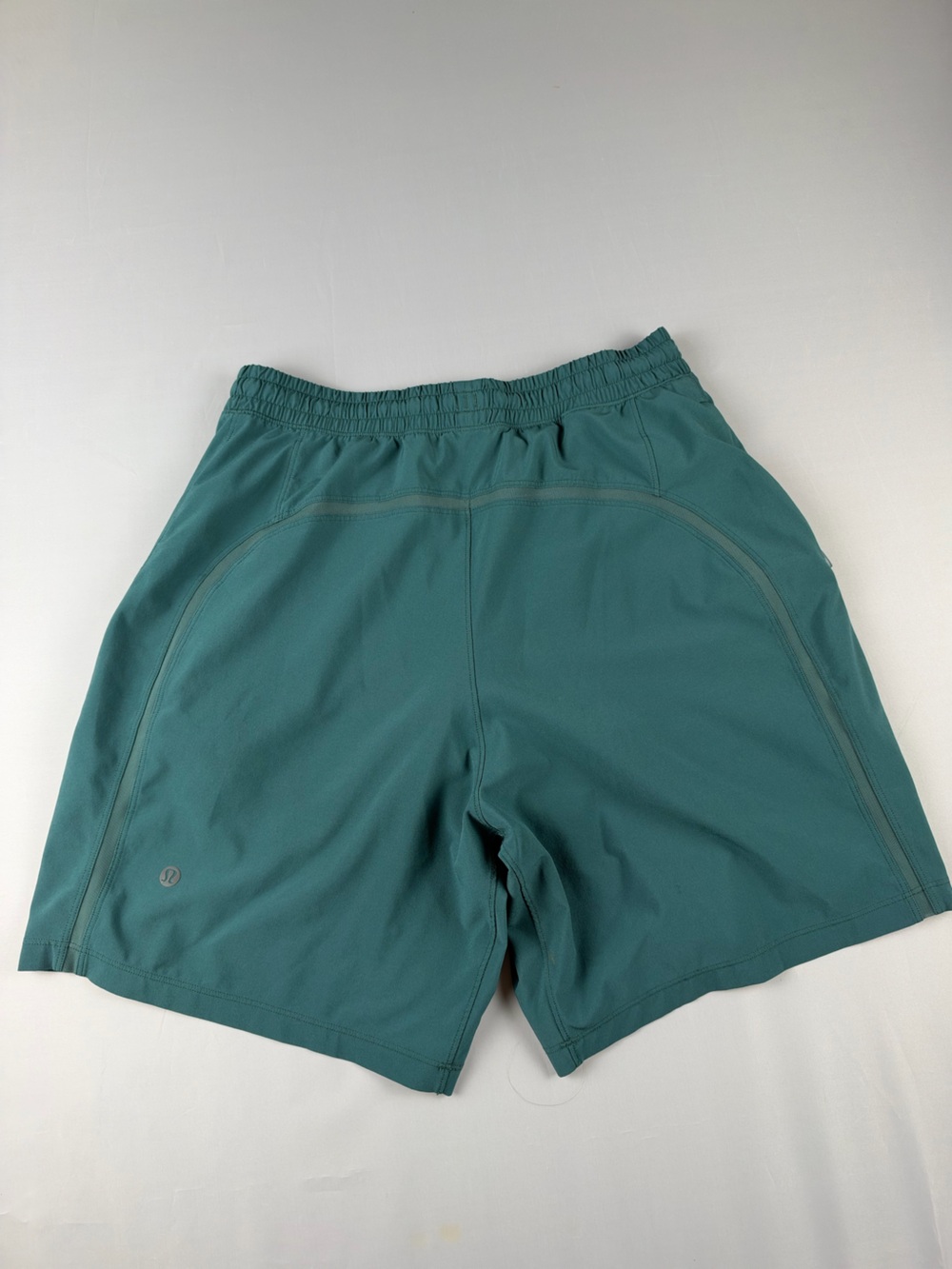 lululemon Pace Breaker 7” inseam Men's Teal Athletic Shorts